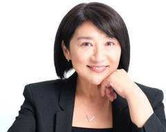 【悲報】松下由樹さん（58）、ムチムチすぎるｗｗｗｗｗｗｗｗｗｗ