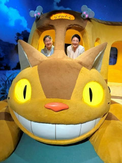 【画像】天皇陛下、ジブリパークをめっちゃ楽しむ
