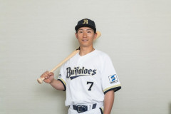 【悲報】西川龍馬とかいう選手、使い方が難しすぎるｗｗｗｗｗ