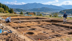 【長野】古墳時代の信州に渡来人？ 飯田市「ママ下遺跡」から朝鮮半島由来の「大壁建物」跡、県内初の発見