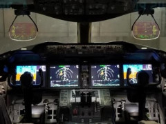 【衝撃】ドバイ発の旅客機、コックピットで『刺し合い』になってしまった結果・・・・