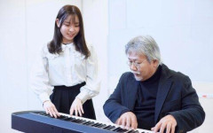 【朗報】48歳おじさんがピアノ教室通うのあり?wwwwwwwwww