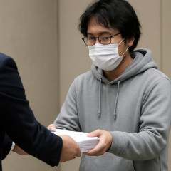 山上徹也被告側が控訴趣意書を提出 安倍元首相銃撃事件で無期懲役判決   |  むしろ刑が軽すぎるだろ  |  どんな量刑になろうとも、日本を救った功績は大きい