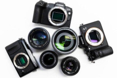 【悲報】ワイ「スマホのカメラじゃ物足りないから一眼でも買うか…レンズ込み10万円くらいかな？」ｗｗｗｗｗｗｗｗｗｗ