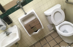 パチ屋さん、トイレのペーパーホルダーを破壊されて憤慨「（犯人）特定します」