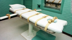 【悲報】死刑囚の女さん、薬物注射で死刑執行・・・イビキをかきながら爆睡しノーダメ生存wwww