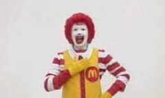 【悲報】マクドのキャラクター「ドナルド」が「ロナルド」になってしまい日本人全員困惑