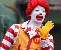 🤡「ドナルドからロナルドに改名するよ！」