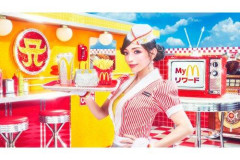 【悲報】浜崎あゆみさん、マクドナルドとコラボして「ayuがマックの店員に」なってしまう、200人限定ライブ＆グッズもｗｗｗｗｗｗｗｗｗｗ