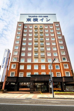 【画像】新婚旅行で東横インに泊まる夫婦が見つかるwwww