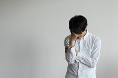【悲報】日本屈指のイケメンアイドル、海外でモブ扱いされてしまう