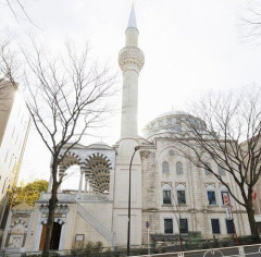 【悲報】移民のため大量のモスク（礼拝所）が必要と言われてるけど、神社をモスクとして開放すればよくない？