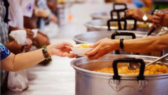 【悲報】無料で飯をたらふく食う方法