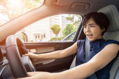【悲報】クルマの運転下手な奴って仕事できないよな