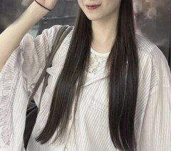 【画像】村井優、スラリと伸びたナマ脚が見えてしまう・・・！！！