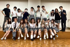 【悲報】女子高公式X、生足にもモザイク