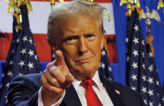 【バラマキ】トランプ大統領、高齢者2000万人に約1万4000円支給「成人1人あたり5000ドルあげるから、中間選挙よろしく」
