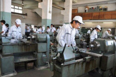 【悲報】「日本は国ガチャ当たり」って言うけどさ、労働者にとっては普通に地獄だよな