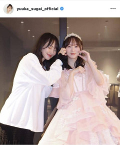 元櫻坂４６・菅井友香、ドレス姿の後輩“きら坊”と２ショット「ずっと子分でいてね」増本綺良卒業セレモニーを観覧
