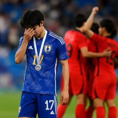 U-21日本代表、韓国に敗れアジア大会銀メダル チケット完売の決勝戦…16年ぶり優勝逃す   #サッカー |  日本のサッカーに未来はないな