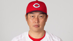 広島新井監督、最終戦終えファンに「カープは生まれ変わります」