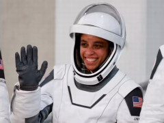 黒人女性初の宇宙飛行士が誕生…クルードラゴン、ISSへ8時間で到着し米最速記録を樹立！