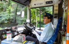【悲報】バス運転士ぼく１日のタイムテーブルがこれです
