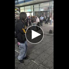 【動画】トー横キッズ、喧嘩をするも反グレに止められる