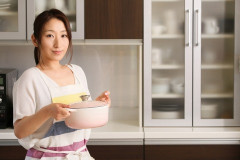 彼女は衛生的なのに、彼女の手作り料理を食べると毎回お腹を壊す。なぜだ!?