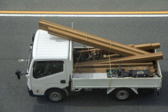 【悲報】女さん「車ぶつけられた!!!ギャオオオオオオオオン!!!」