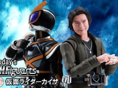 外国人「クサカ2026のフィギュアーツ版」仮面ライダーのグッズ情報を語ってる