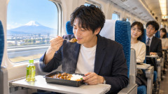 【新幹線】「カレーや551の豚まん、車内で食べるのはアリ？」ヒコロヒーの回答「新幹線のルールがそうなっている以上、ある程度仕方ない」