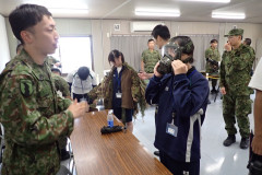 【戦前ごっこ】「エアコン制限・水分制限」で若手を熱死、敵と戦う前に味方を殲滅する自衛隊レンジャー訓練のグロすぎる実態ｗｗｗ