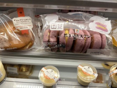 「え？セブンのスイーツがファミマに売ってるｗ」(ﾊﾟｼｬｯ→嘘を疑われるが、実際あり得るらしい・・・その理由がコチラ