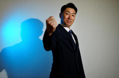 DeNA来季も！相川亮二監督に続投要請　若手育成を評価