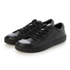 【悲報】ワイ、黒スニーカーどっち買うか迷ってしまうwwwwwwwwww