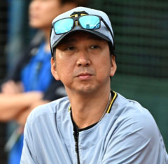 阪神・藤川球児監督がかぶり続けた『嫌われ者の仮面』。関係者「アイツは必死に嫌われ者を演じている」