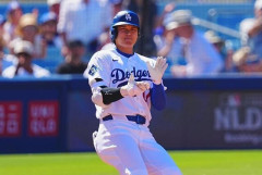 【悲報】大谷、ついにコンビニ店員相手に三振するまで落ちる