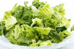 【悲報】レタス、高級食材に