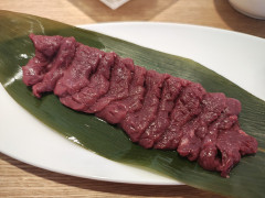 馬肉←馬刺しで生食できます