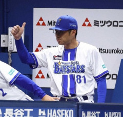 【朗報】DeNA相川監督、来季も続投決定w w w w w w w w w