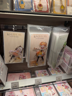 【悲報】まどマギのあのキャラのグッズ、余りまくってしまうｗｗｗｗ
