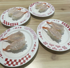 【画像】「お嫁さんにありえない頼み方って言われた寿司」と「お嫁さんの頼んだ寿司」これ。どっちがありえない？