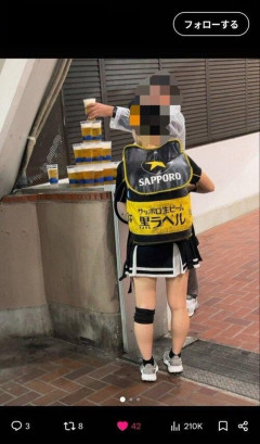 【悲報】横浜スタジアムのビール売り子のキャバクラ化、一線を越えるｗｗｗｗｗｗｗ