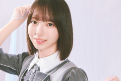 【画像】この渡辺莉奈、どさくさに紛れてケツ触ってないか？