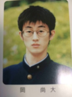【悲報】岡くん、身バレから9年7ヶ月経っても風化しない