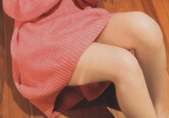 美人声優(39)さん、えちえちすぎる生足チラリwwwwwwwwww