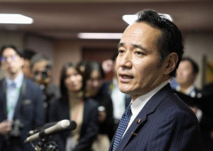 簗農相、辞任を改めて否定　国交省へ照会内容「覚えてない」
