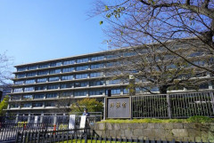 【悲報】外務省「高市首相に敬意を払え」と中国に要求するも、日本政府が国際社会の前で晒した『惨めすぎる限界』の中身…
