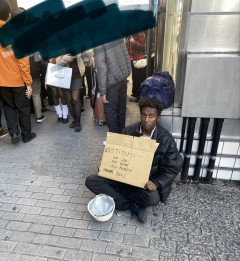 【画像】渋谷に不法移民が住み着きスラム化してしまうｗｗｗｗｗ